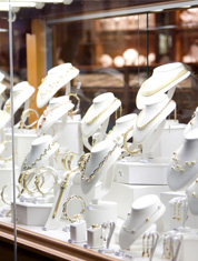 spotlight for jewellery shop